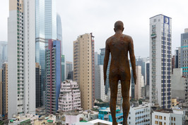 Antony Gormley, Event Horizon Hong Kong