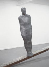 Exhibition view Antony Gormley