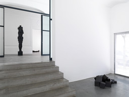 Exhibition view Antony Gormley